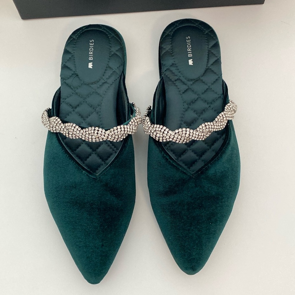 Birdies The Swan size 7